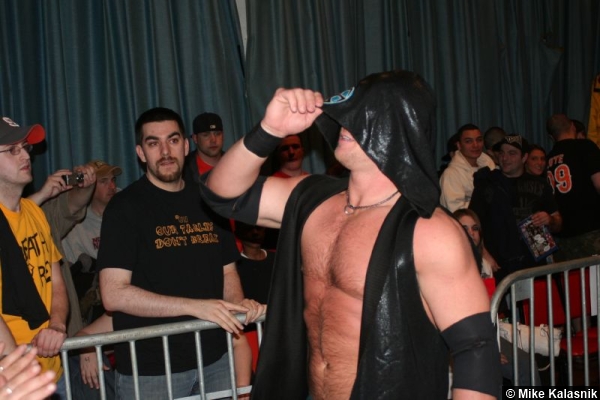 WWE NEWS: AJ Styles BURGLARIZED