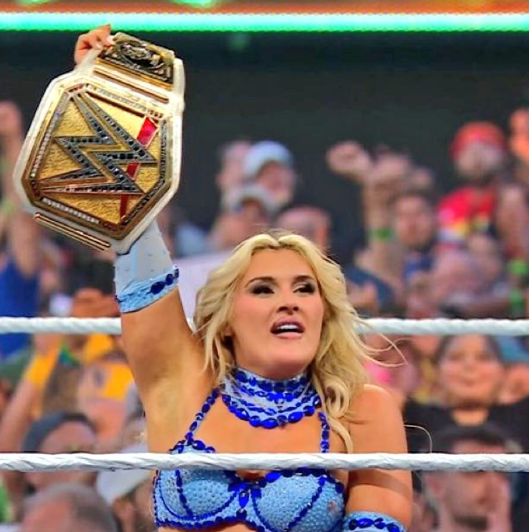 Tiffany Stratton Retains at WWE SummerSlam 2025