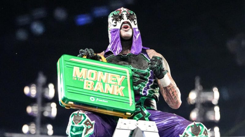 In The Bank Ladder Bout, Penta Wins Men’s Money